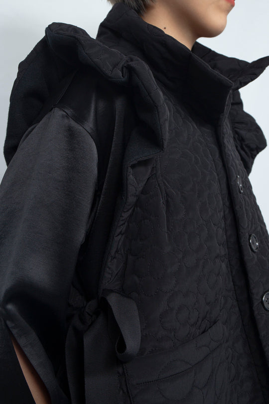 Quilting frill gilet Black