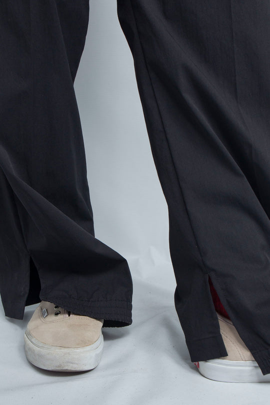 HEM SHIRRING TECH TROUSERS BLACK