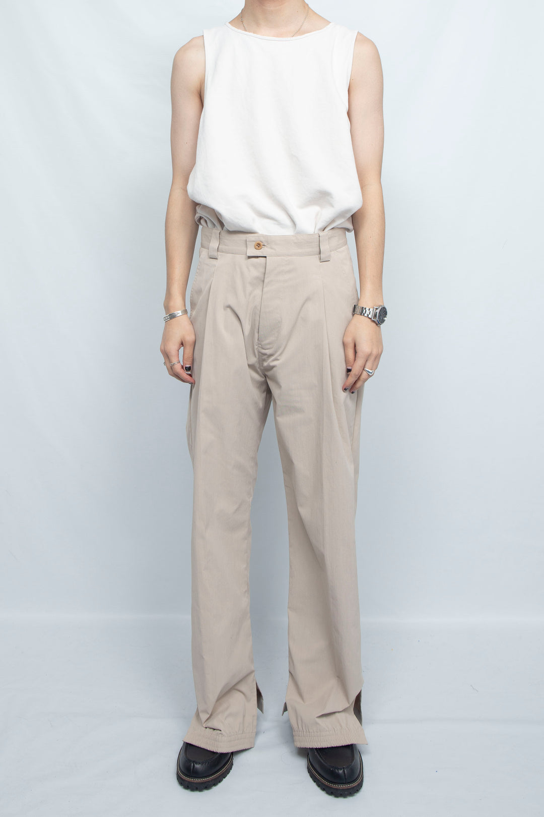 HEM SHIRRING TECH TROUSERS BEIGE