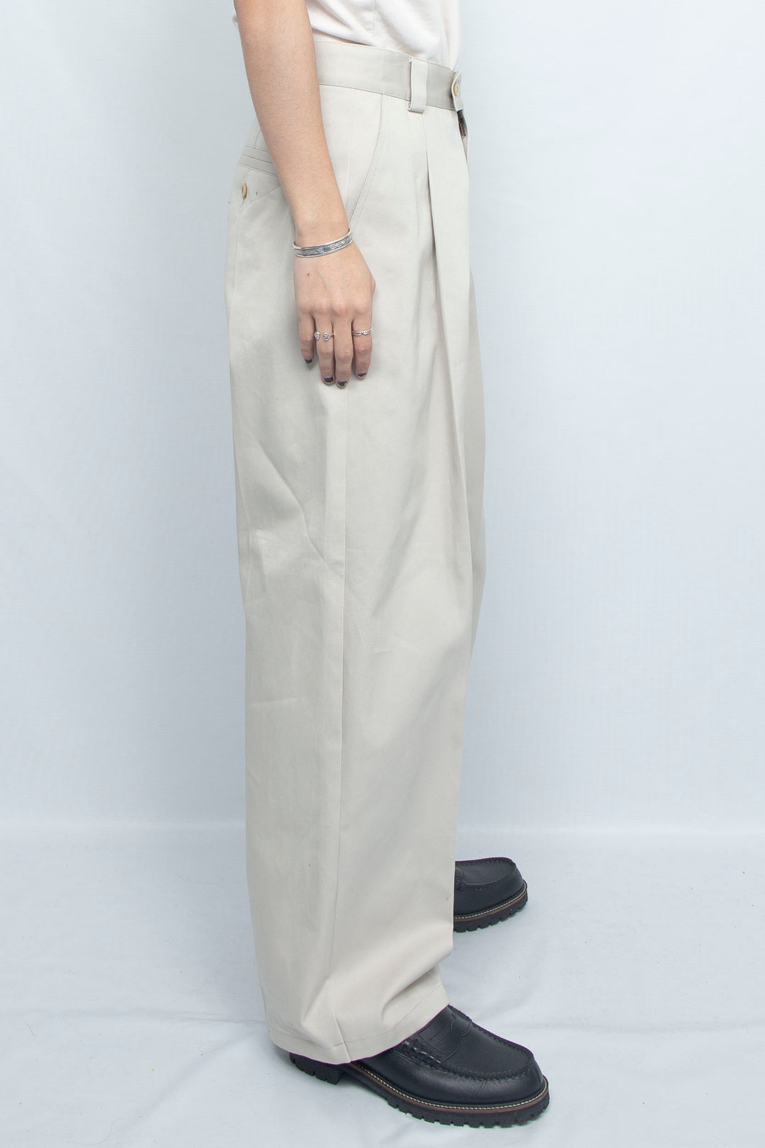 HIGH DENSITY TWILL WIDE TROUSERS SAND BEIGE