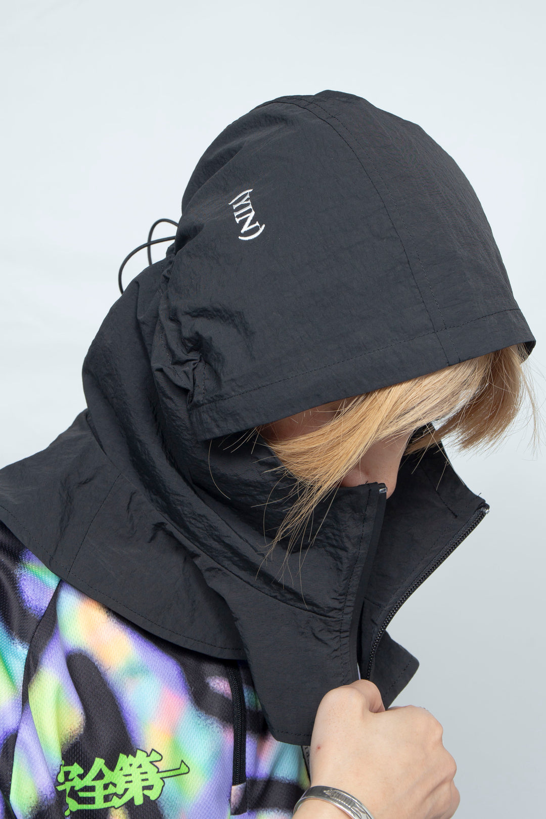 WINDPROOF HOOD (BLACK)