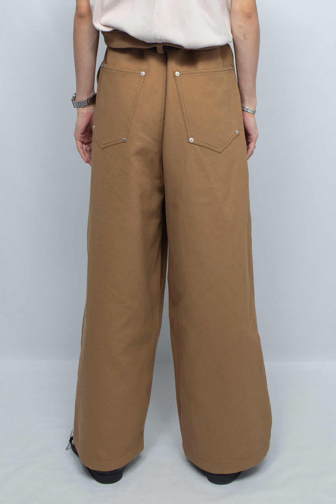 MEKURE BAGGY PANTS SAND