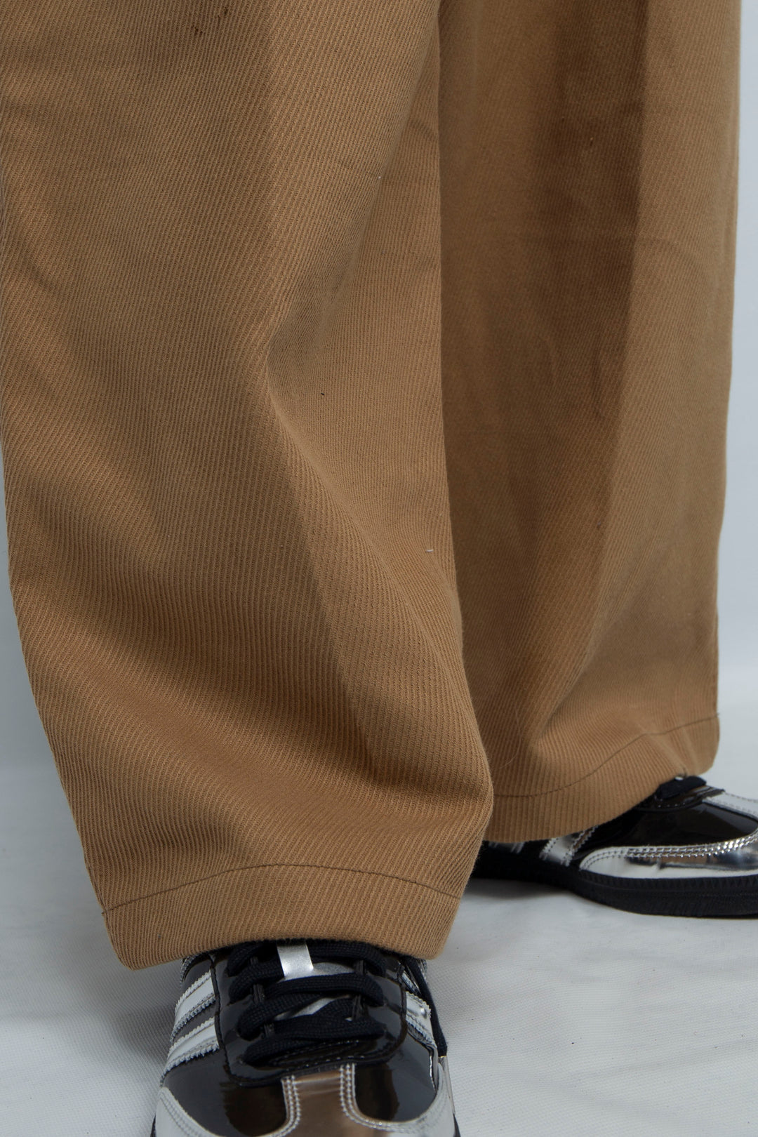 MEKURE BAGGY PANTS SAND