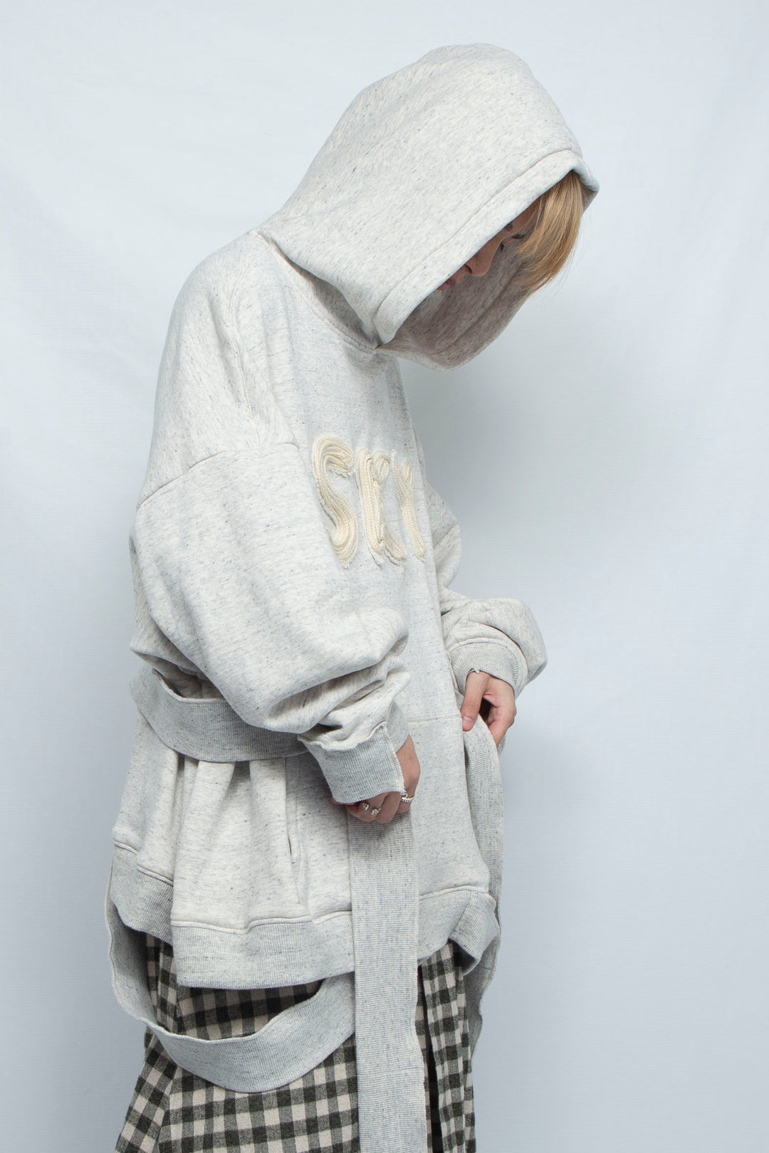 OVER BELT HOODIE OATMEAL