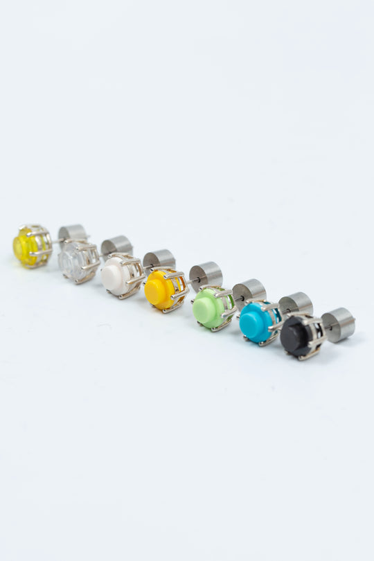 Round colorblock pierced earring