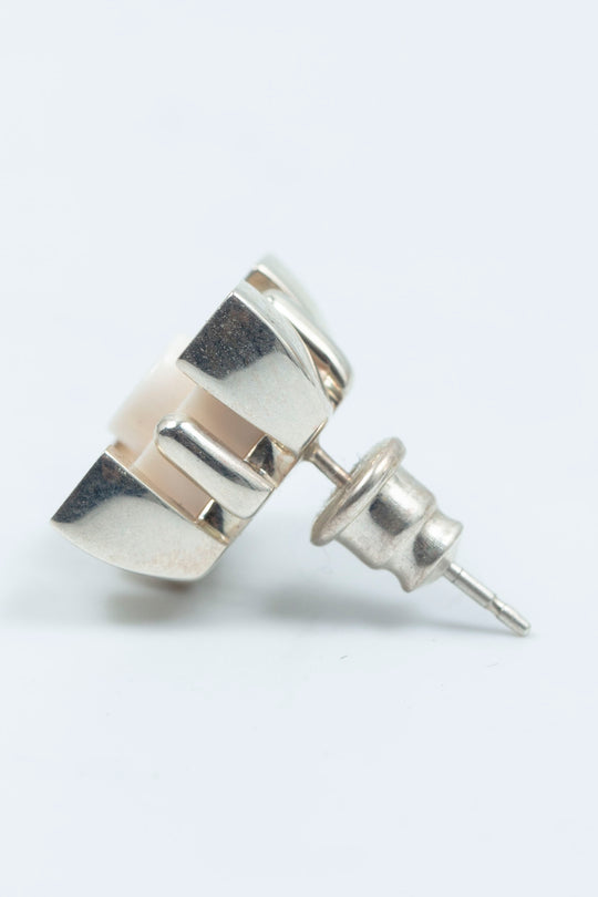 Square colorblock pierced earring white