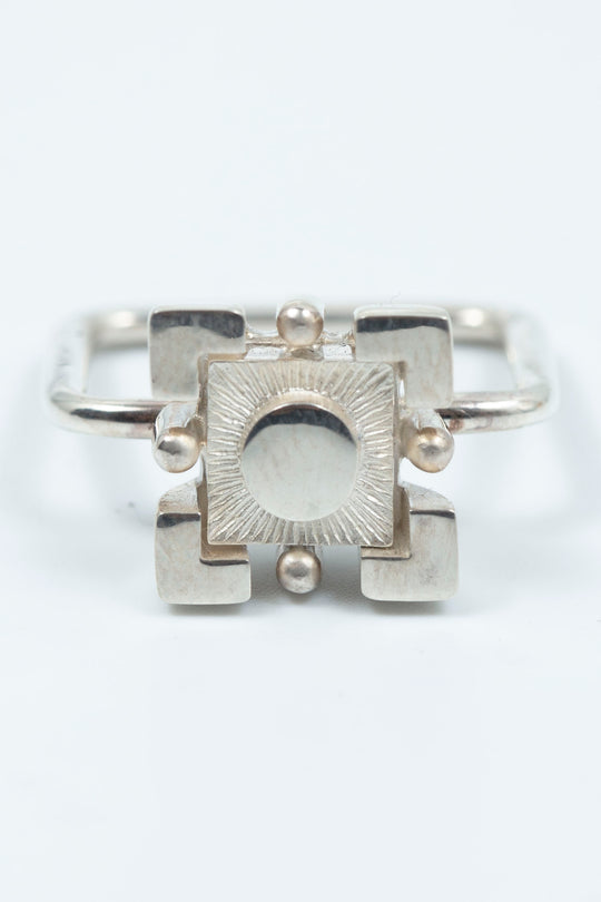 Square silverblock ring