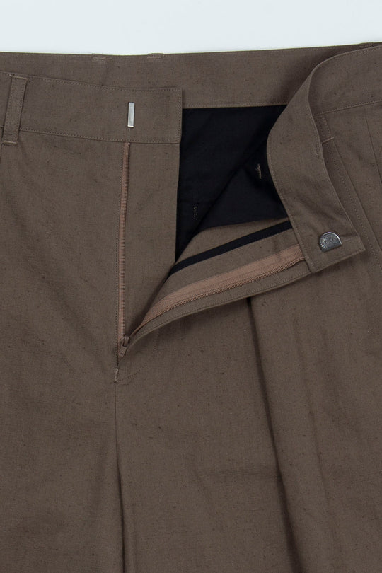 Tuck pants Khaki