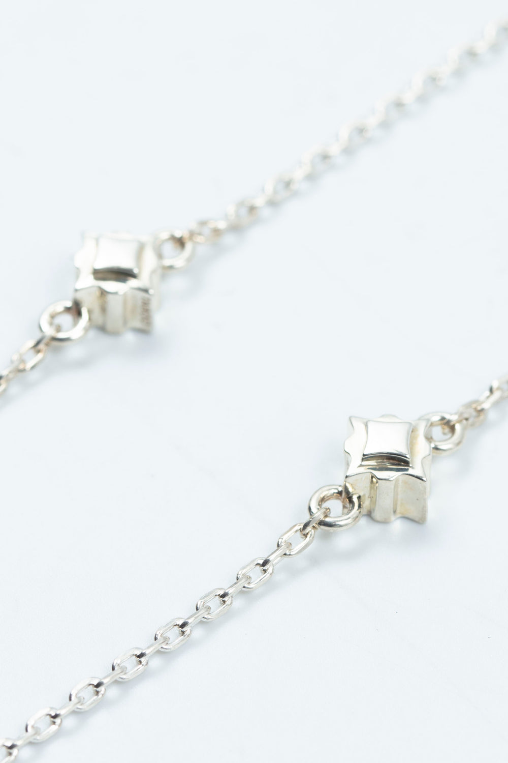 Stern34 Necklace