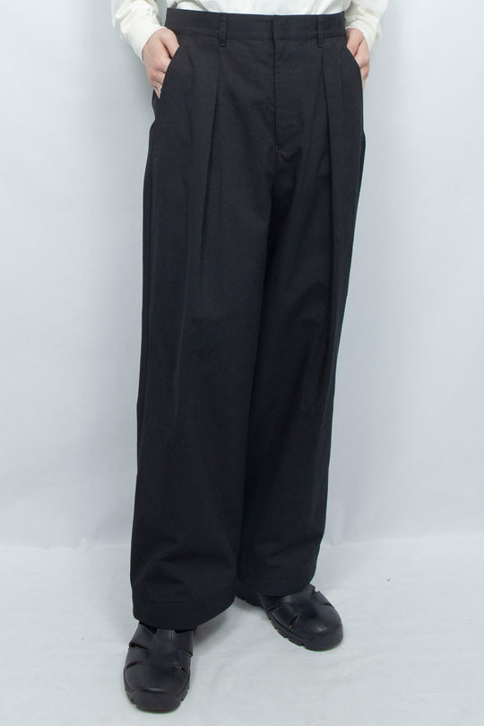 Tuck pants Black