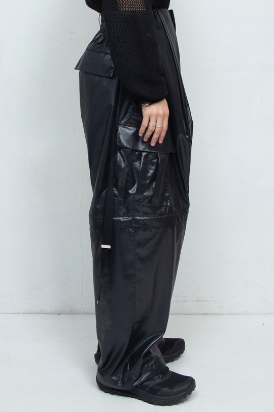 Fake-fake Leather Detachable Cargo Pants BLACK