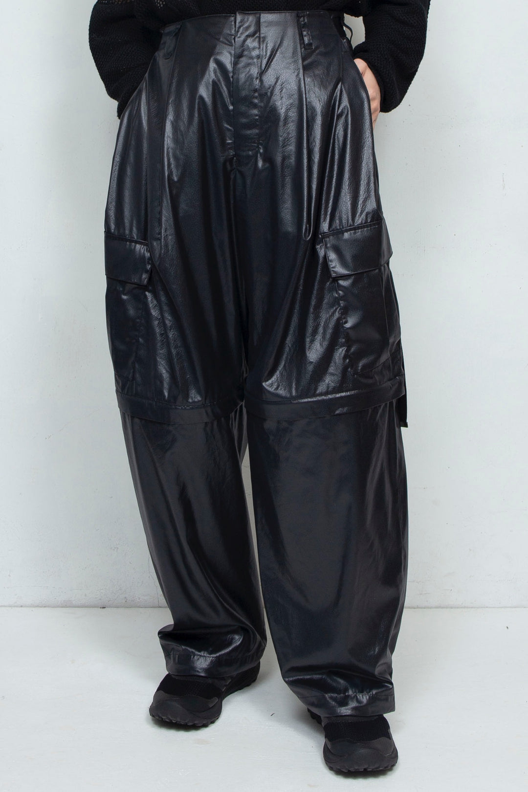 Fake-fake Leather Detachable Cargo Pants BLACK