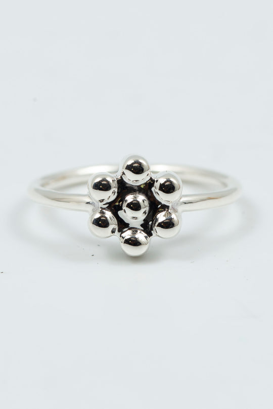 Plum blossom ring