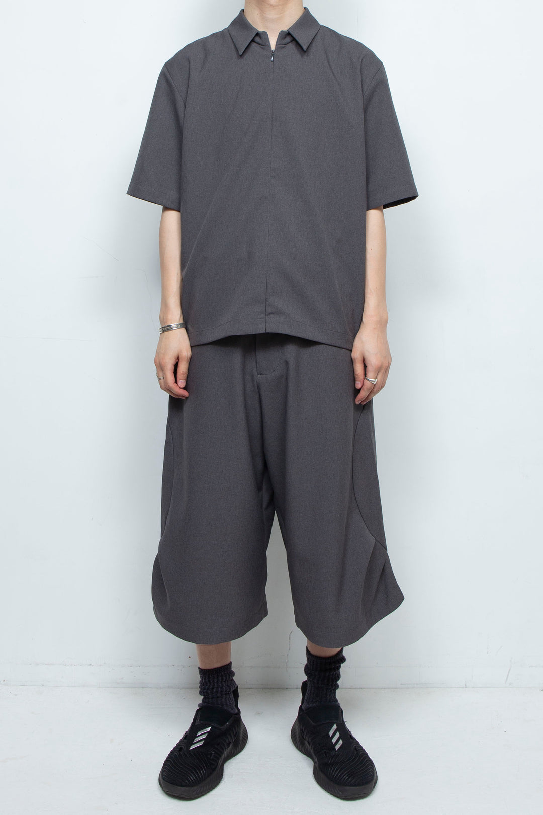 Inno WIDE SHORTS GRAY
