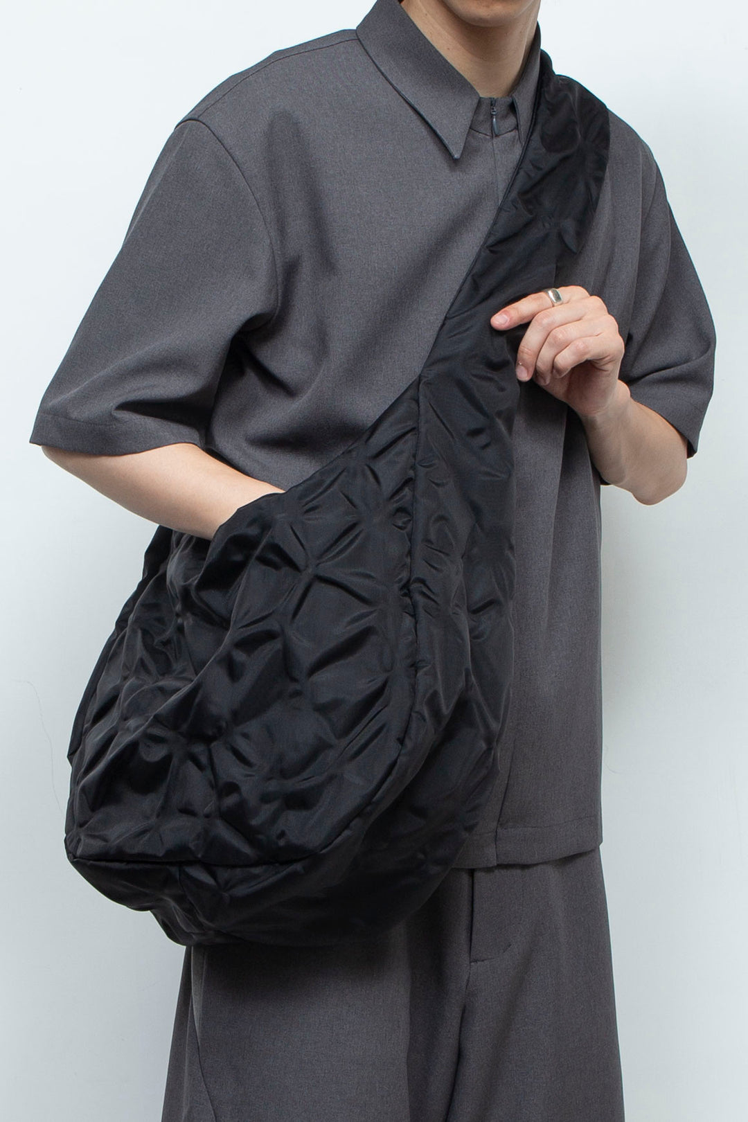 Leaf Vein BAG BLACK