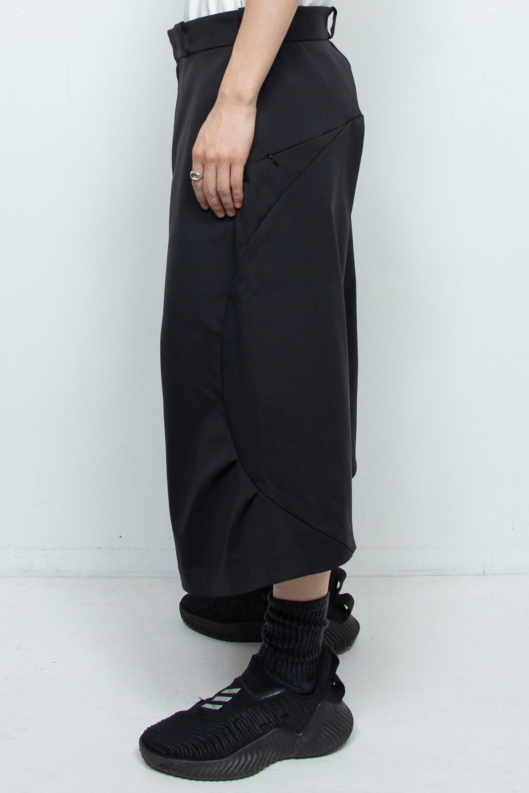 Inno WIDE SHORTS BLACK