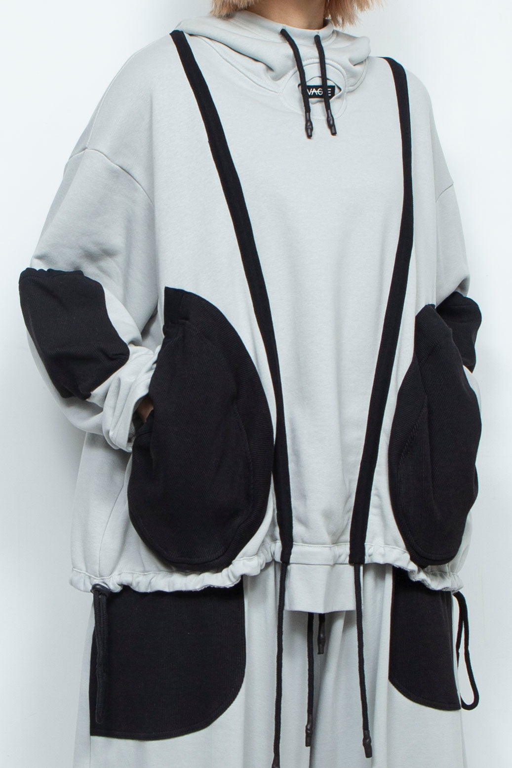 OVERSIZED HOODED GATHERED DRAWSTRINGS GREY SWEATSHIRT