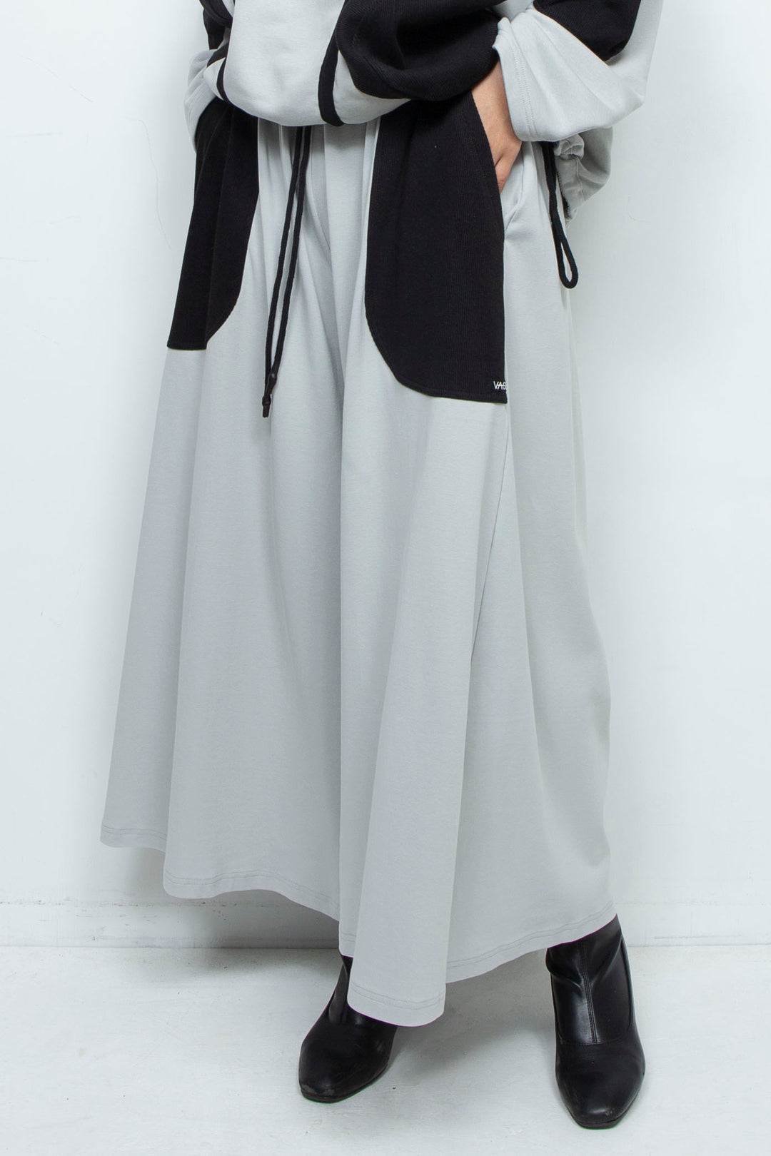 WIDE GREY RIB PANTS