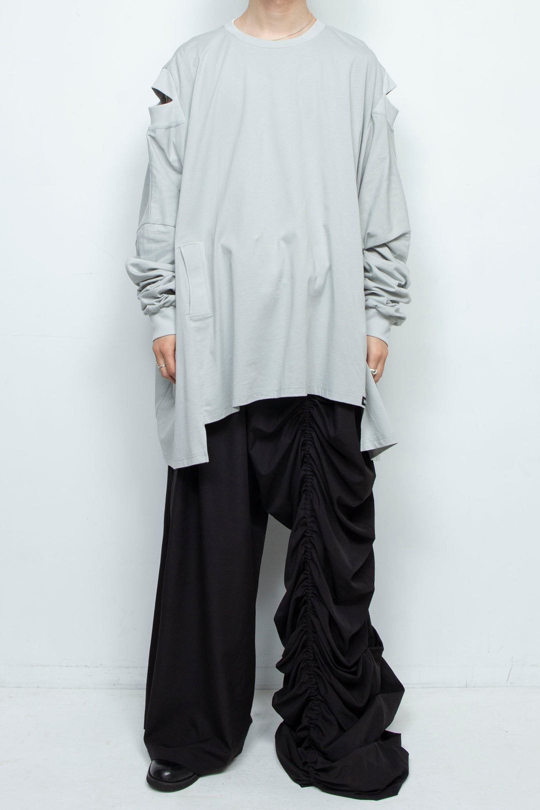 LOOSE-FITTING LIGHT GREY JERSEY OVERSIZED TUNIC