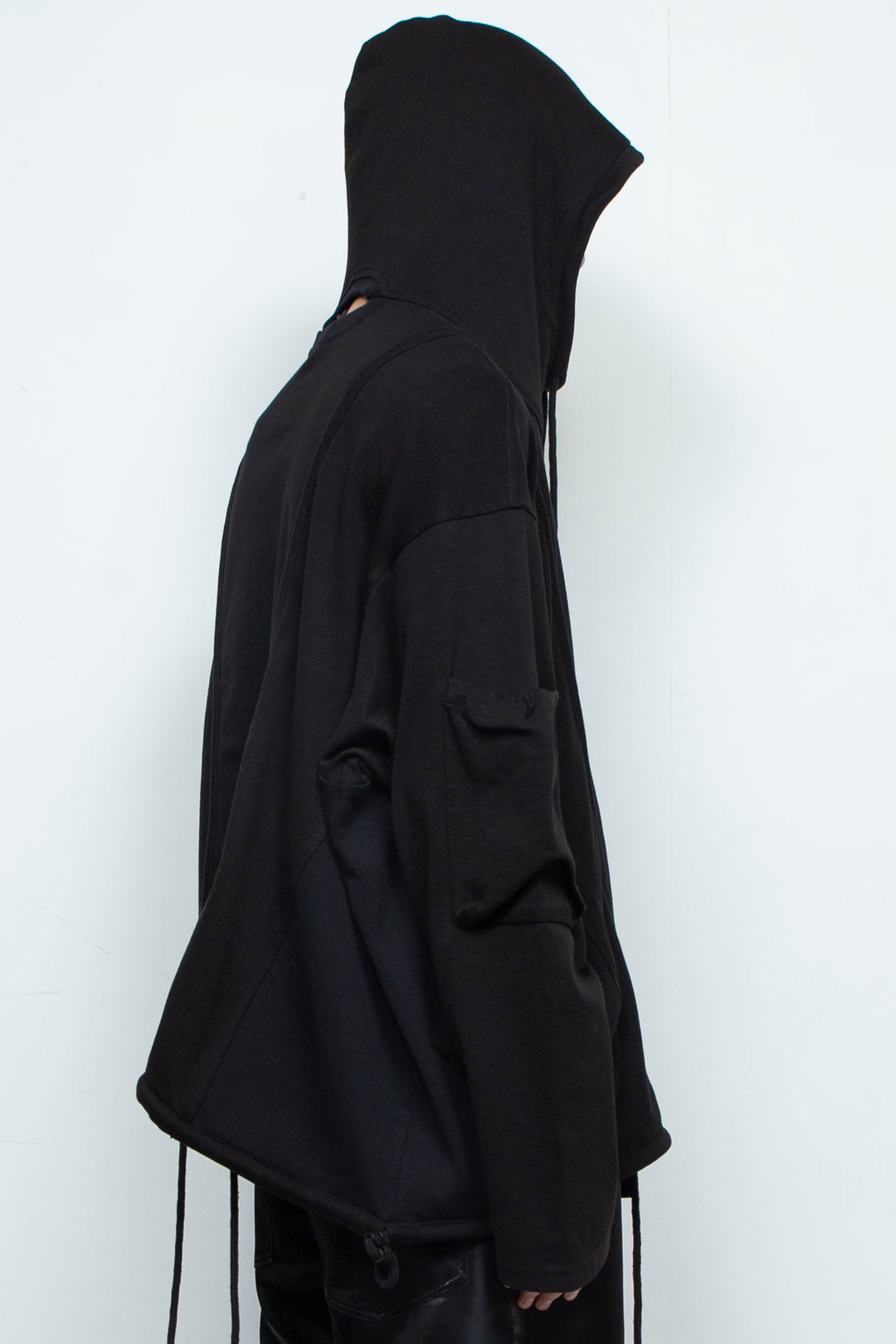 BLACK OVERSIZED HOODED GATHERED DRAWSTRINGS SWEATSHIRT