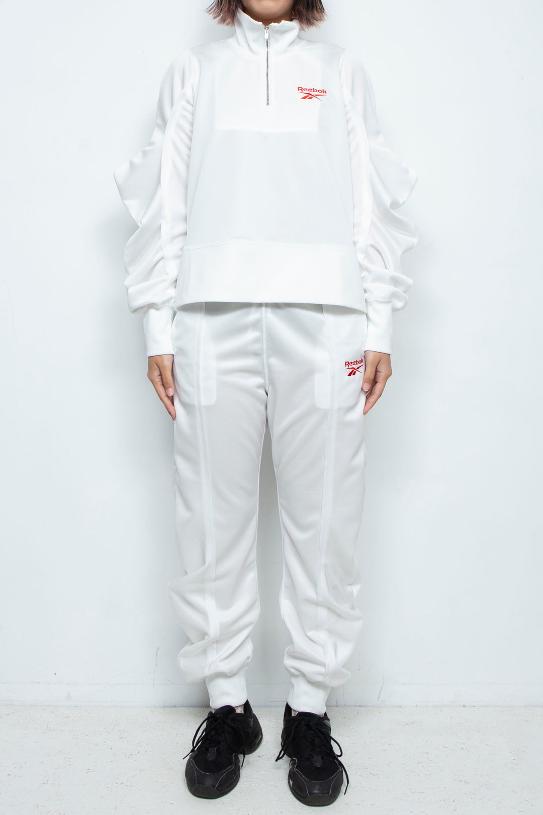 Reebok deformed sweat pants White