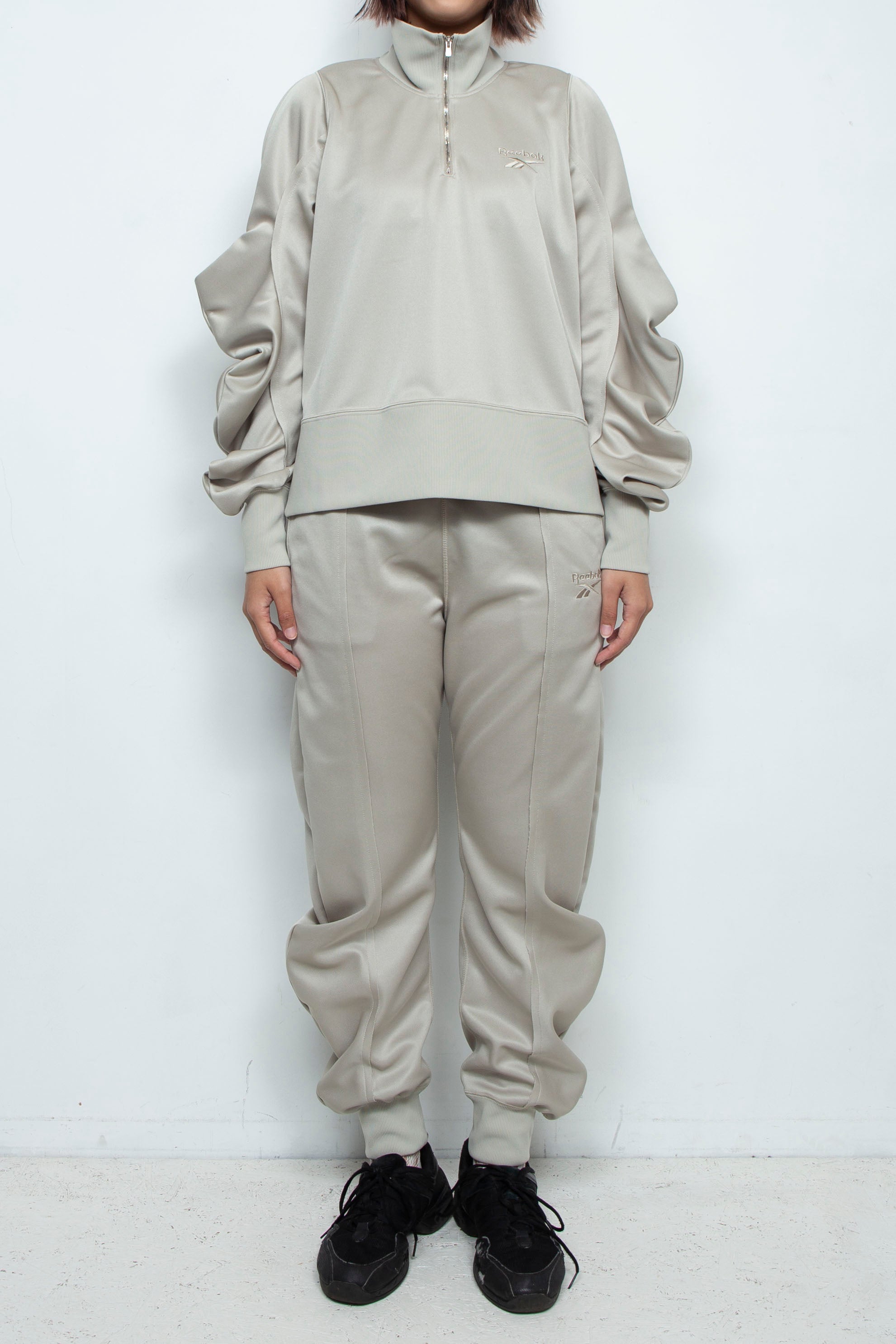 naokitomizuka Reebok half zip deformed sweatshirts・black - tity
