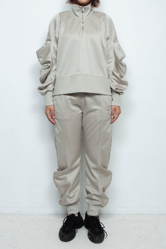 Reebok half zip deformed sweat shirt Greige