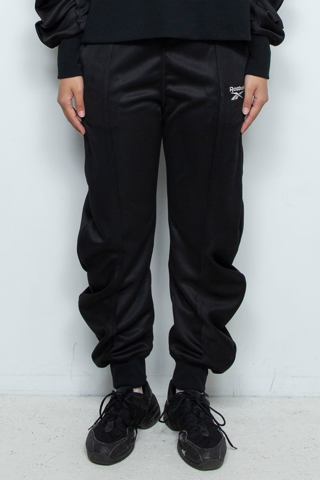 Reebok deformed sweat pants Black