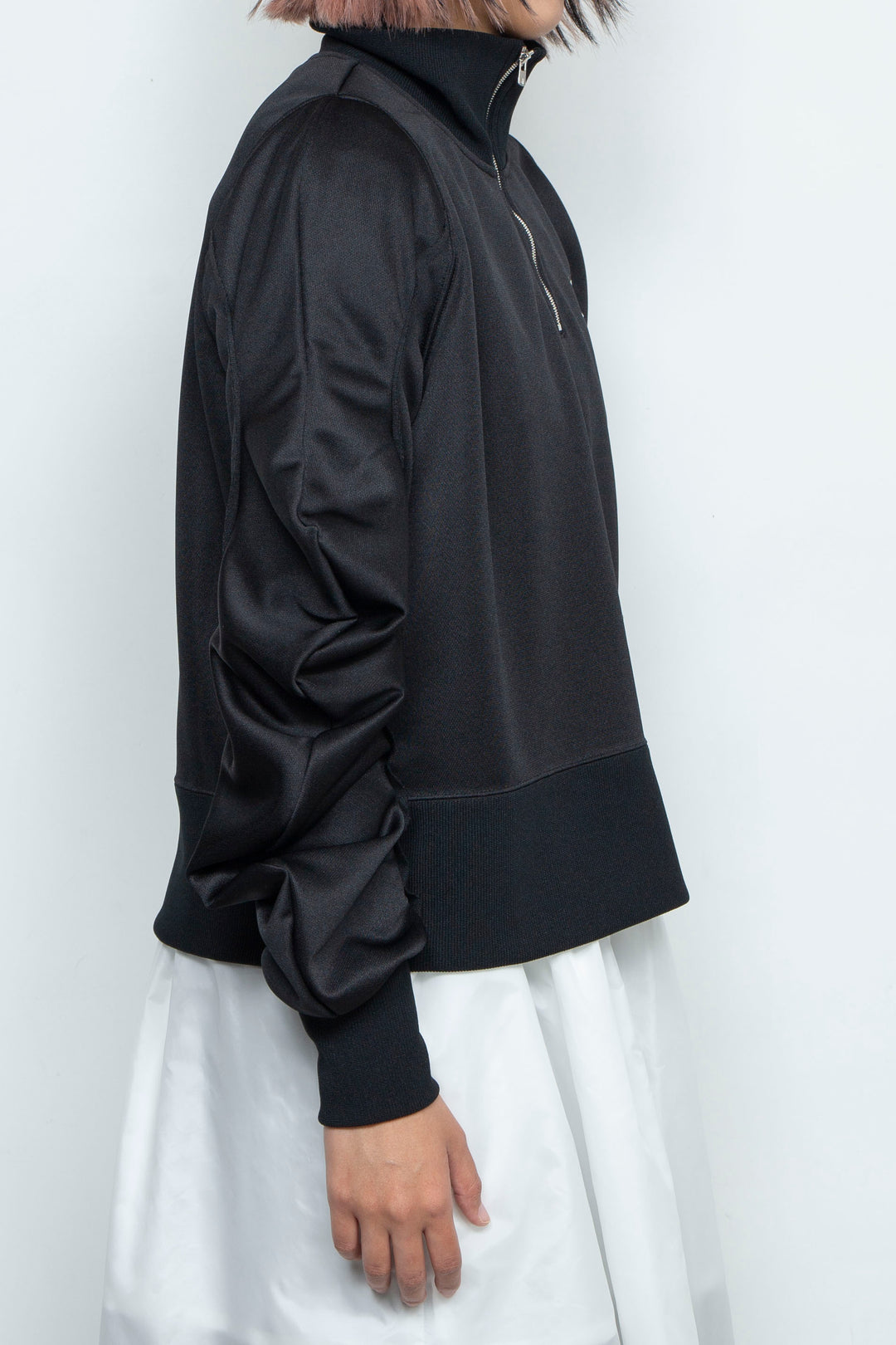Reebok half zip deformed sweat shirt Black