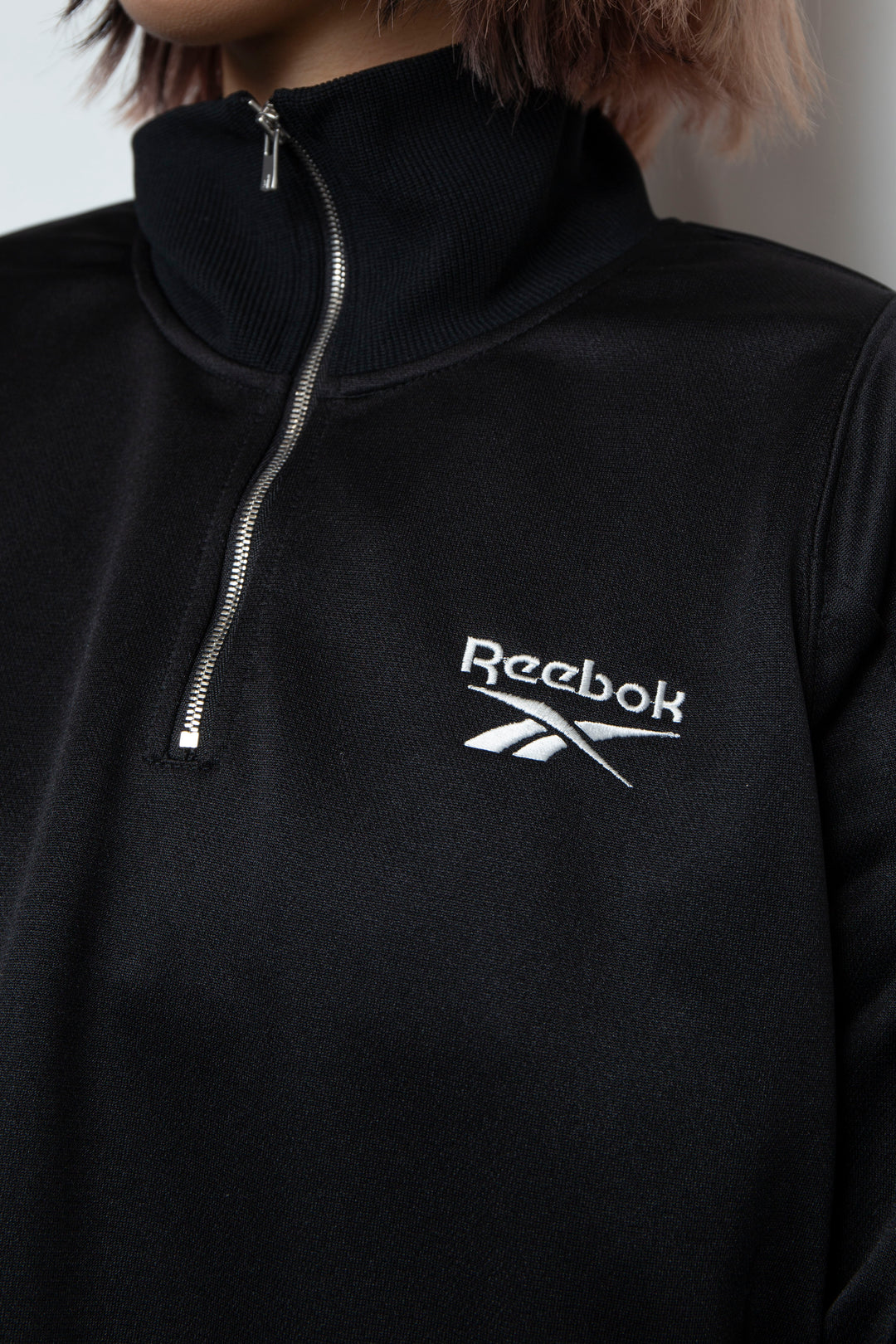 Reebok half zip deformed sweat shirt Black