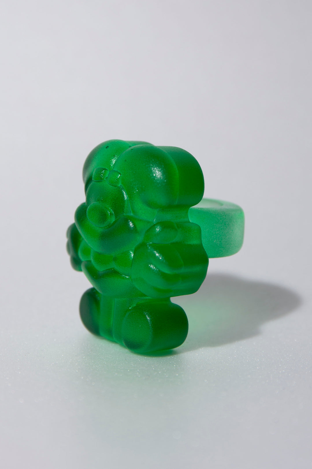 clown ring ( M )