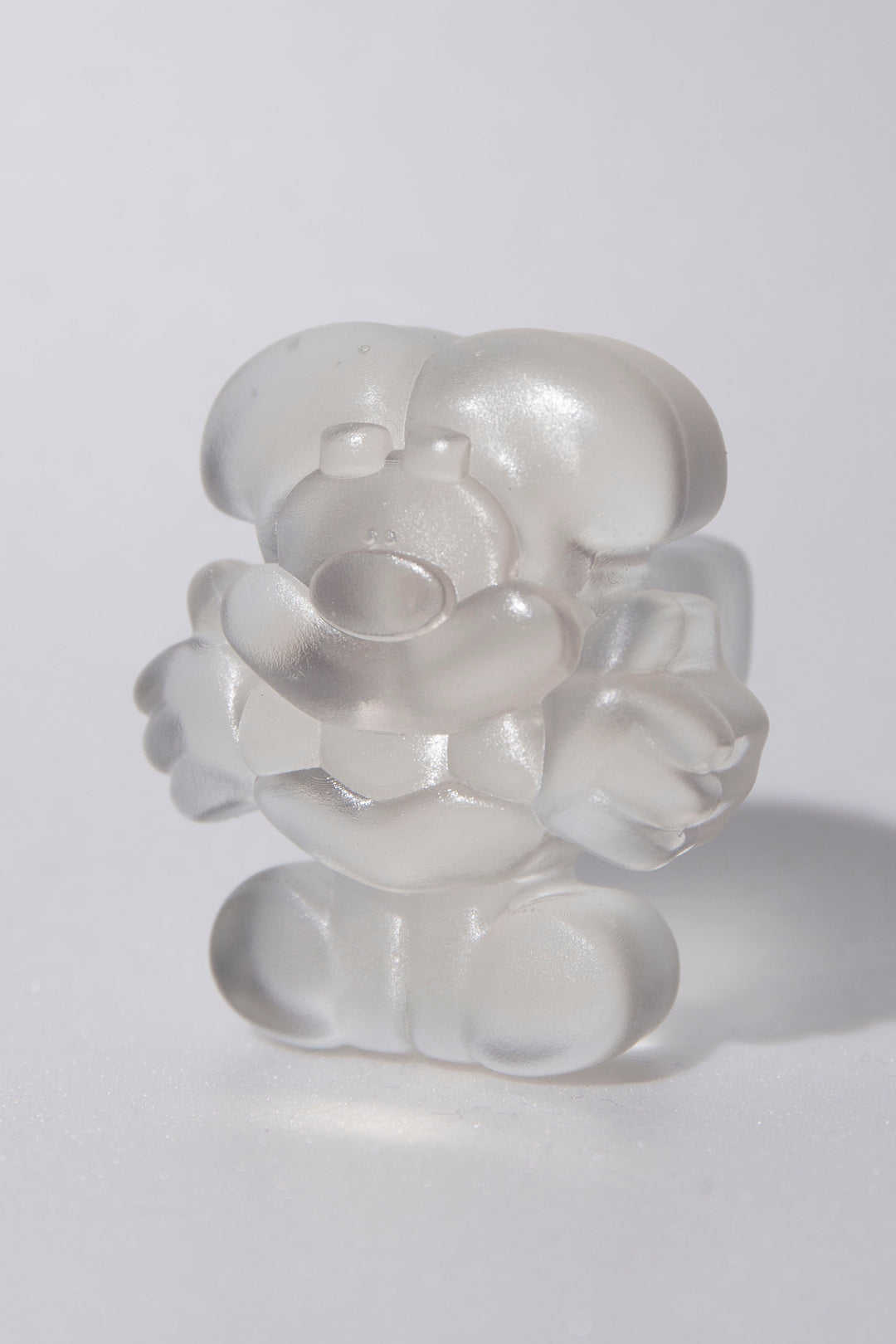 clown ring ( L )