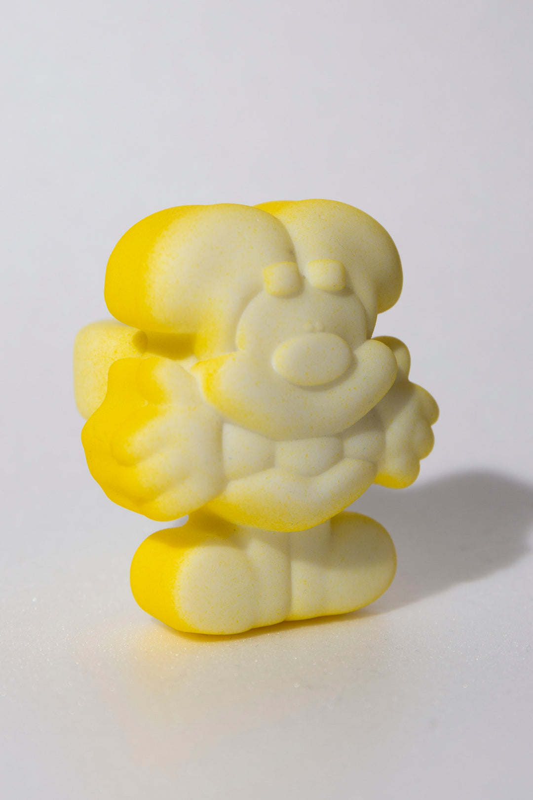 clown ring ( L )