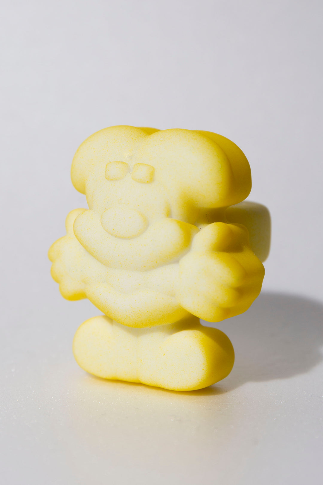 clown ring ( L )