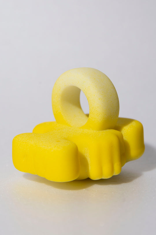 clown ring ( L )
