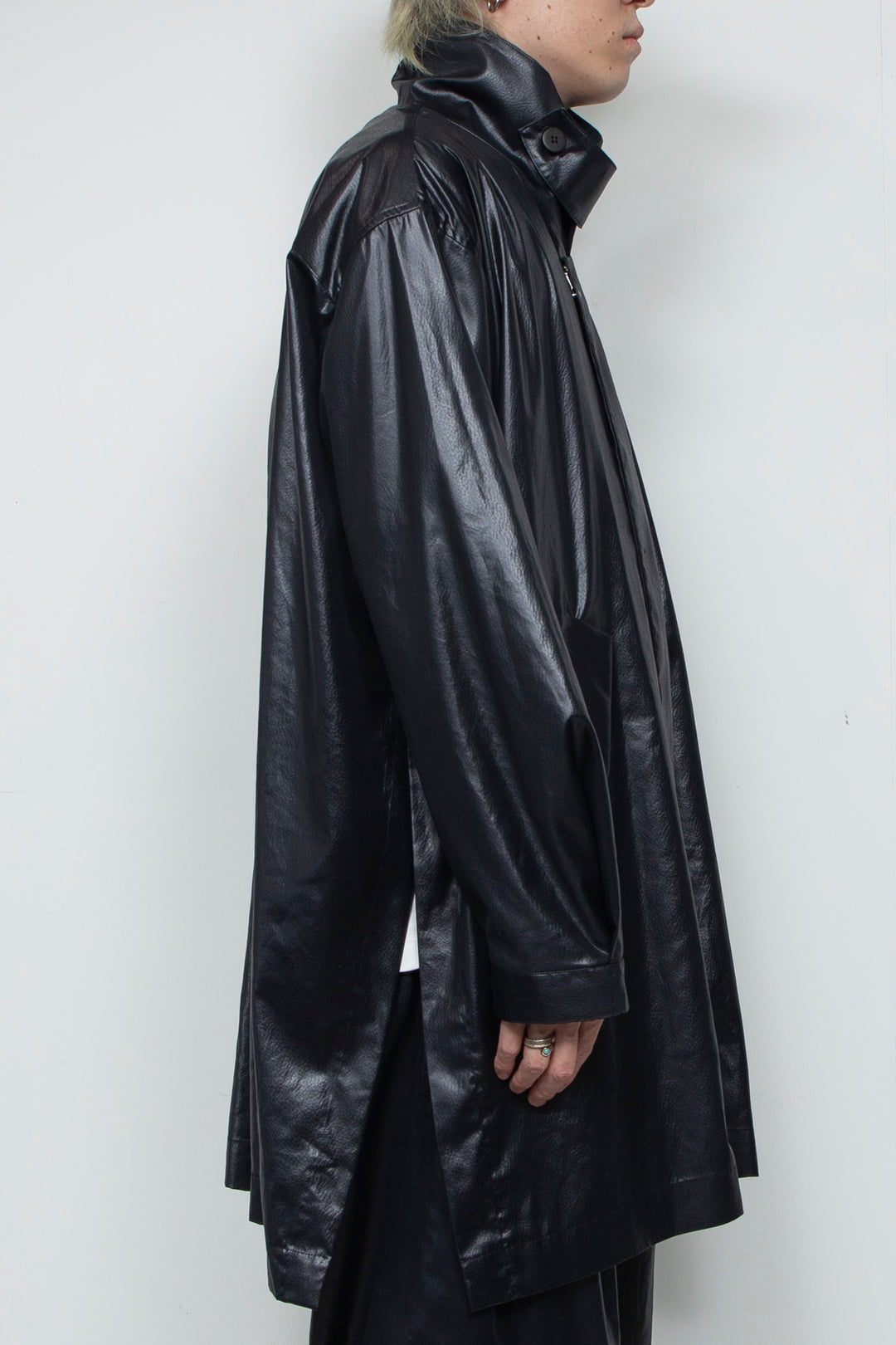 FAKE-FAKE LEATHER II Stand Collar Light Coat BLACK