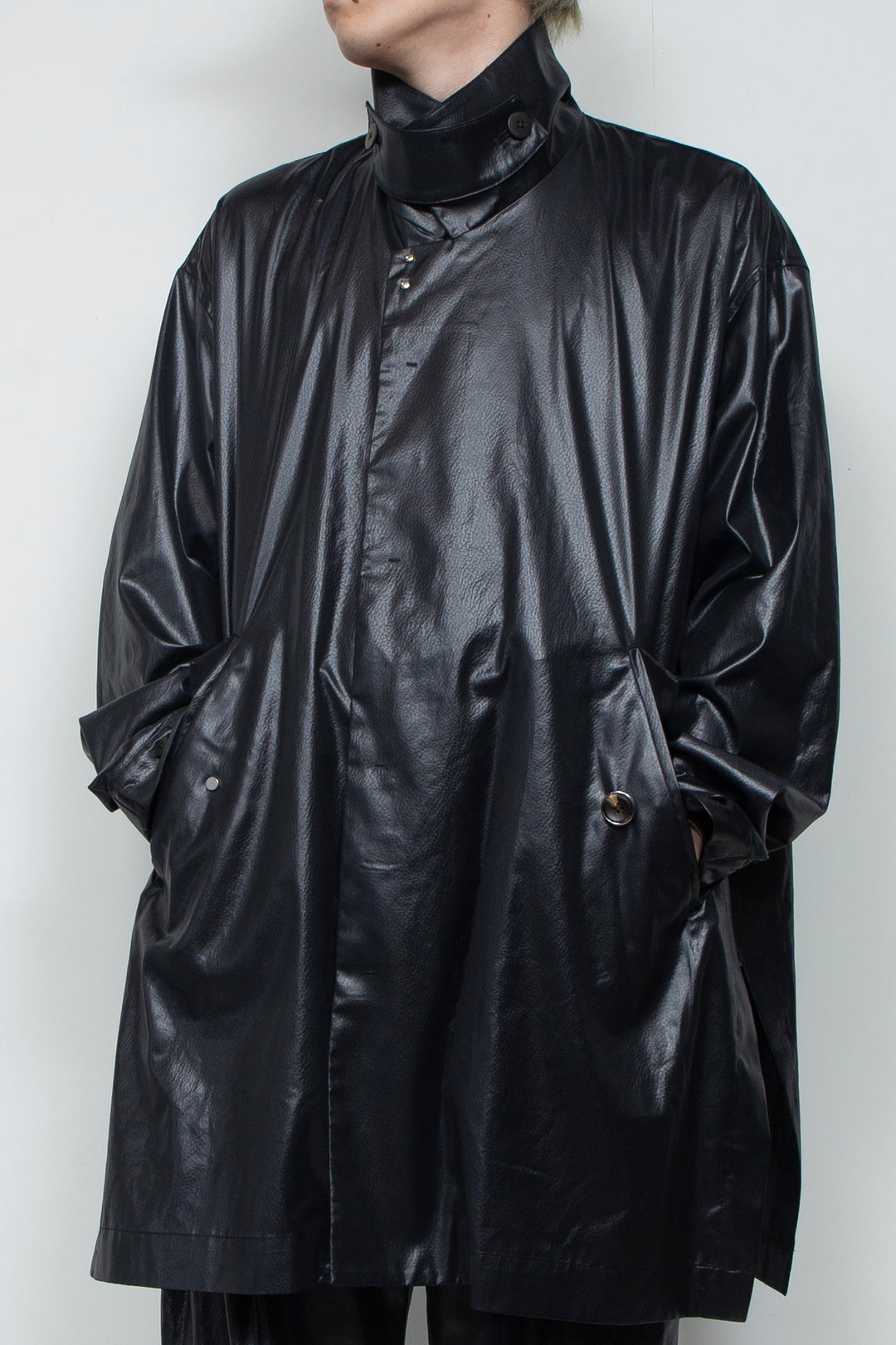 FAKE-FAKE LEATHER II Stand Collar Light Coat BLACK