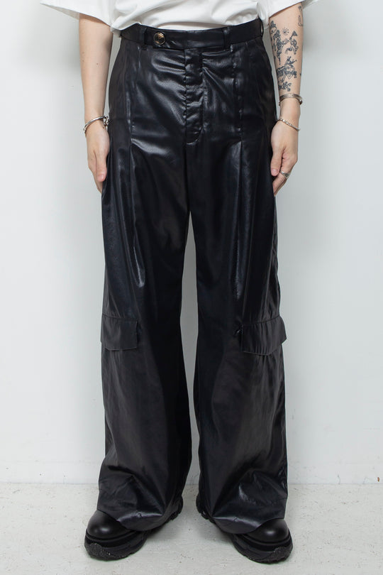 FAKE-FAKE LEATHER II Thin Flap Baggy Trousers BLACK