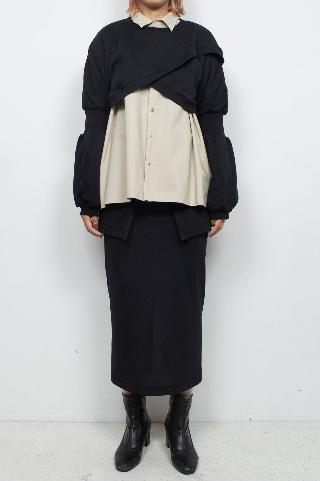 Wing Asymmetric Short Rib Top Black