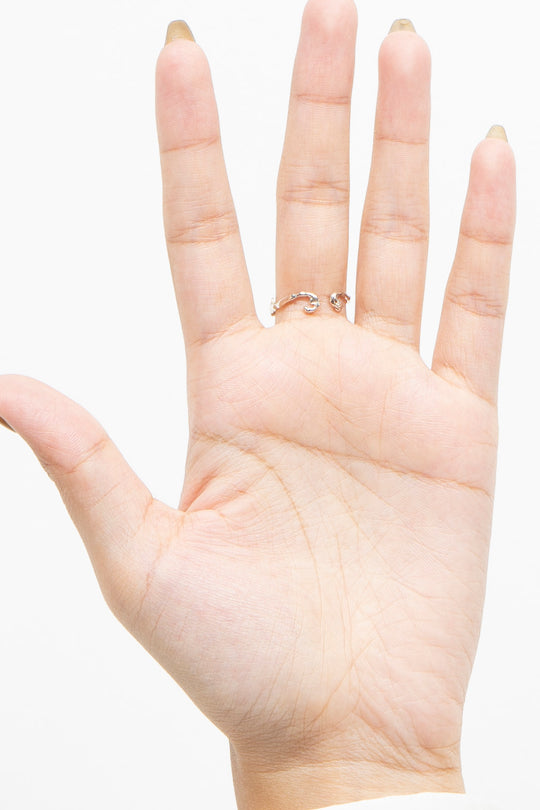 Teardrop Rococo Ring Silver