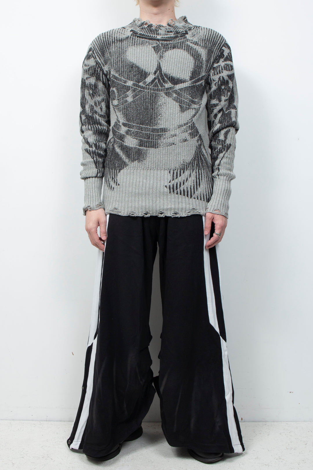 Vintage printed ripped  sweater