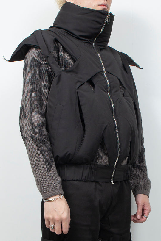 Black hollowed-out cotton vest