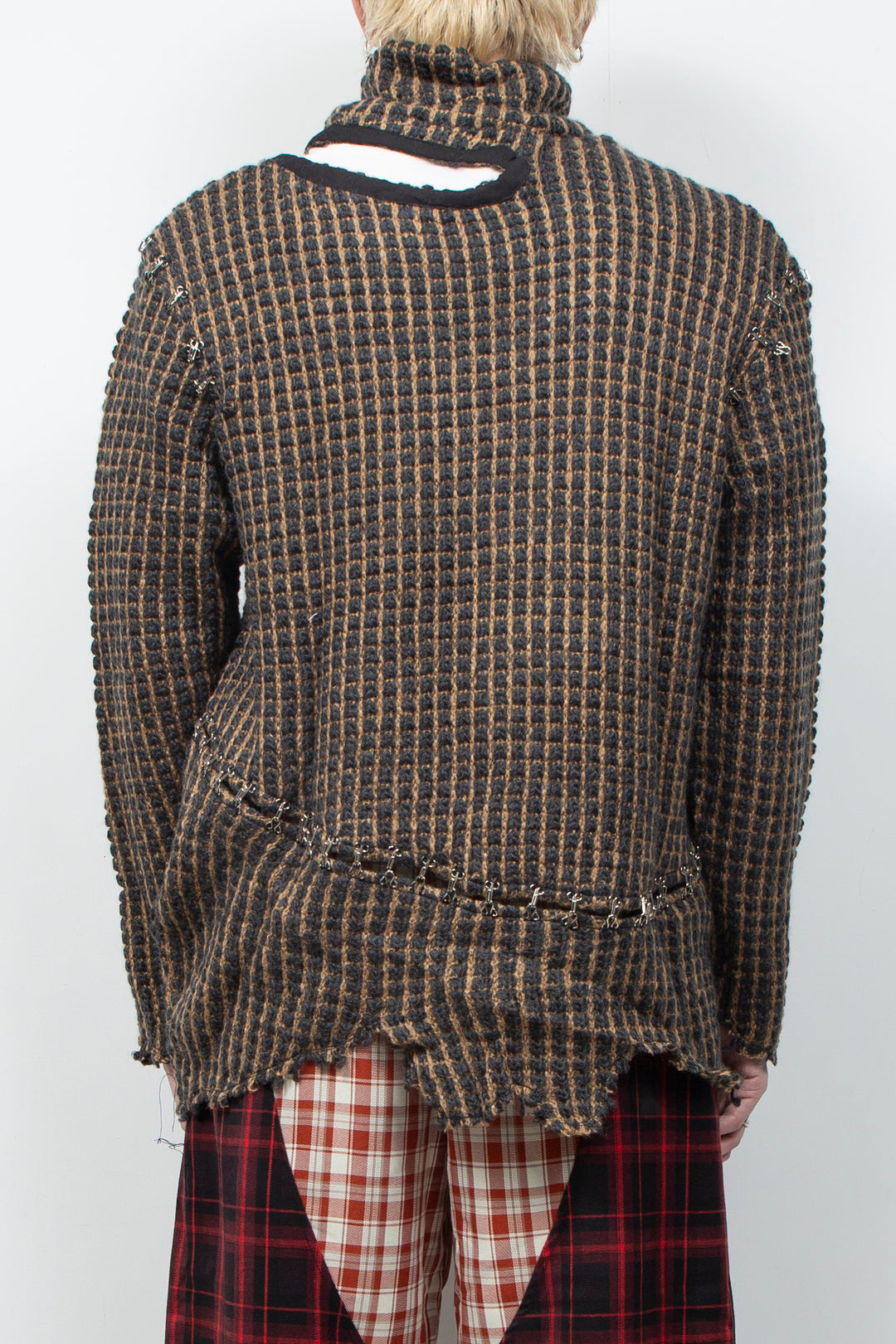 Army green hook sweater