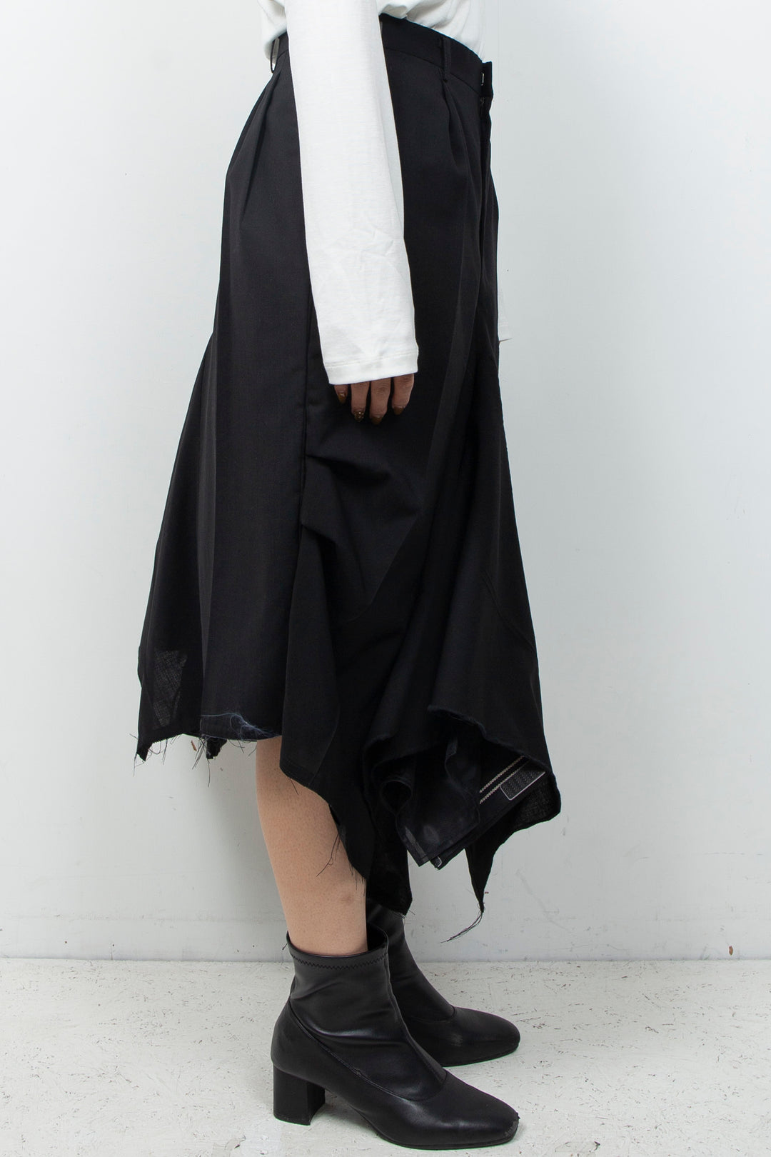 WOOL DOUBLE FLARE SKIRT