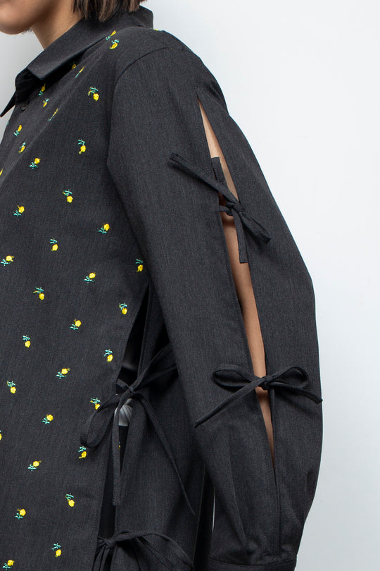 Flower embroidery ribbon blouse gray