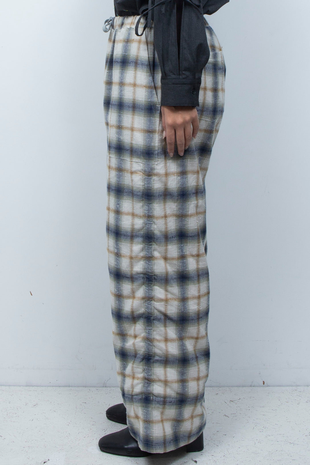 Mimic Shirred Pants Beige