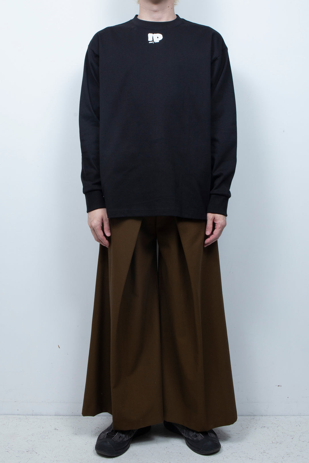 SPINE LONG TEE MATERIAL TYPE:B (BK×WH)