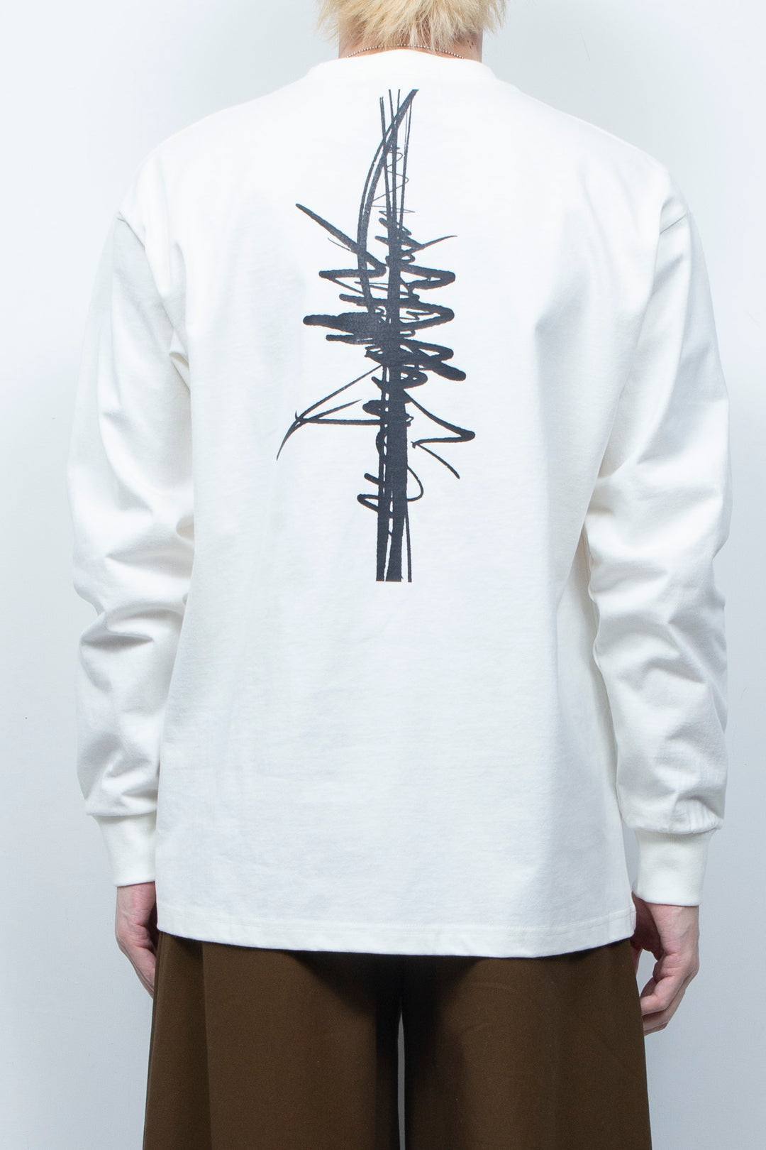 SPINE LONG TEE MATERIAL TYPE:B (WH×BK)