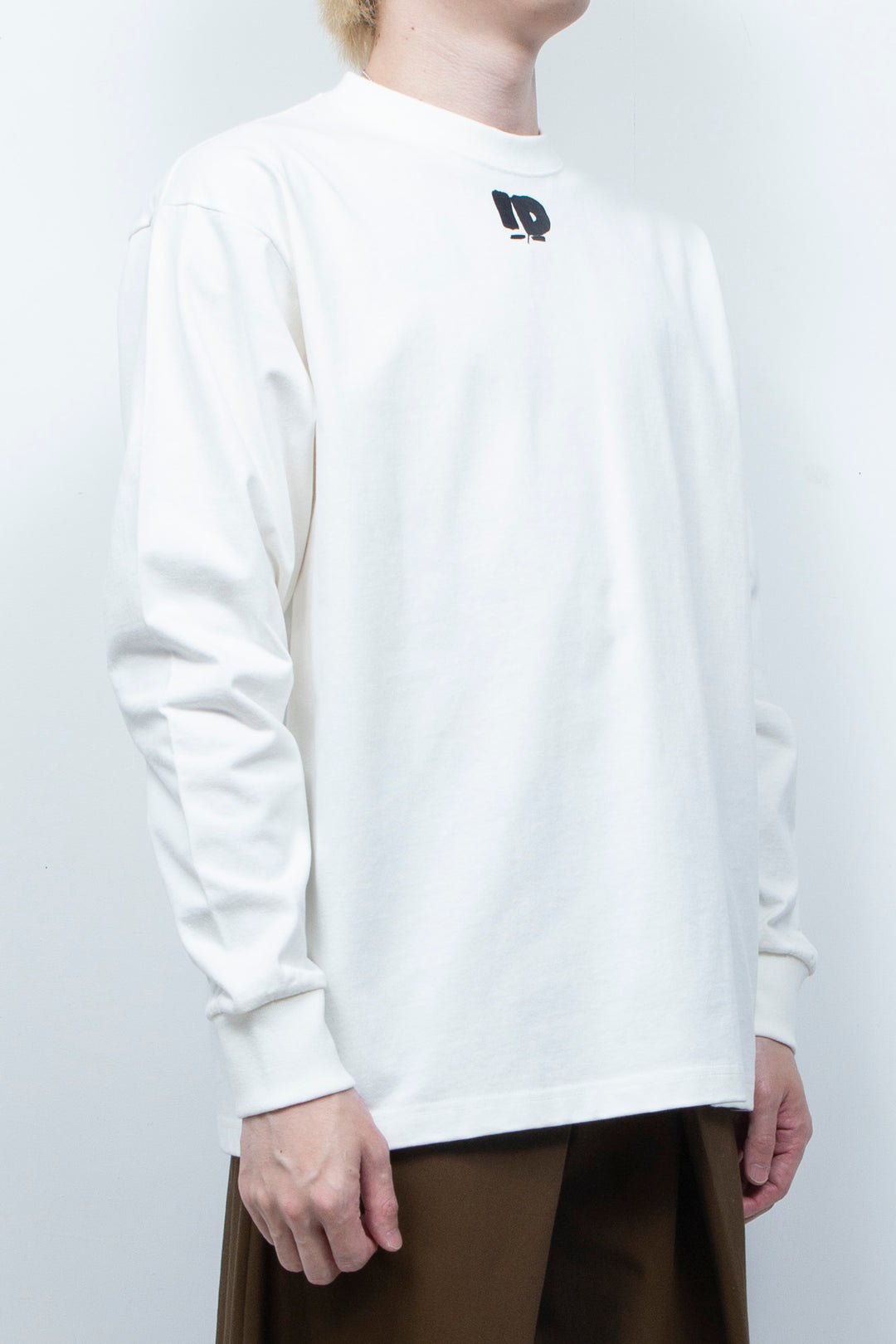 SPINE LONG TEE MATERIAL TYPE:B (WH×BK)