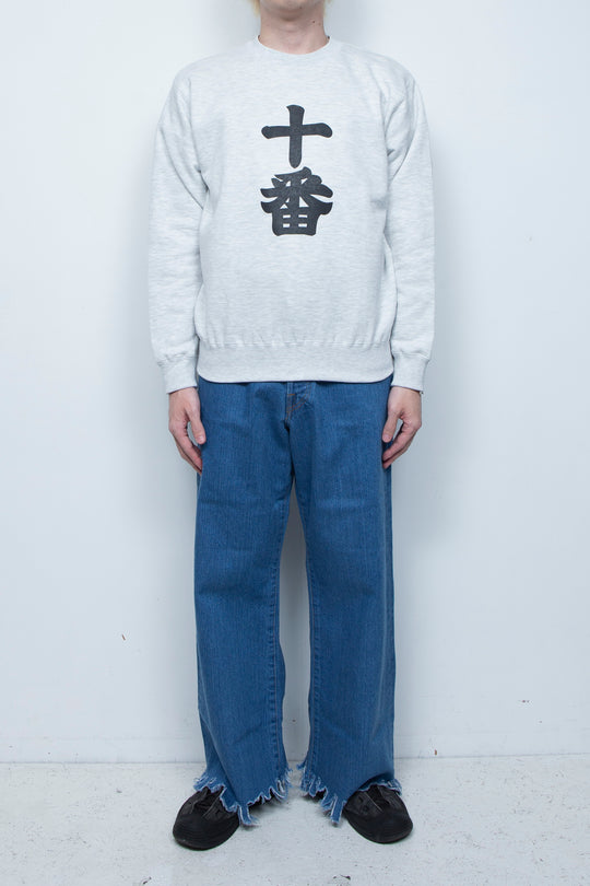 十番 SWEATSHIRT
